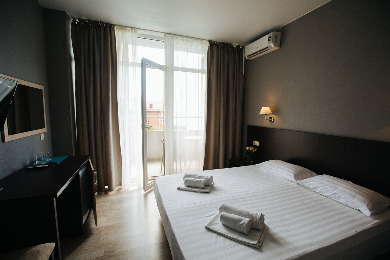 Гостиница Айсберг Лазаревское