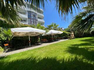 Гостиница Айсберг Лазаревское-0