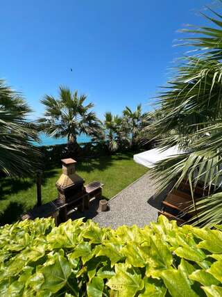 Гостиница Айсберг Лазаревское Двухкомнатные апартаменты с балконом и панорамным видом на море-12